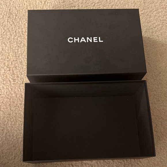 Chanel Bag Box - Picture 2 of 3